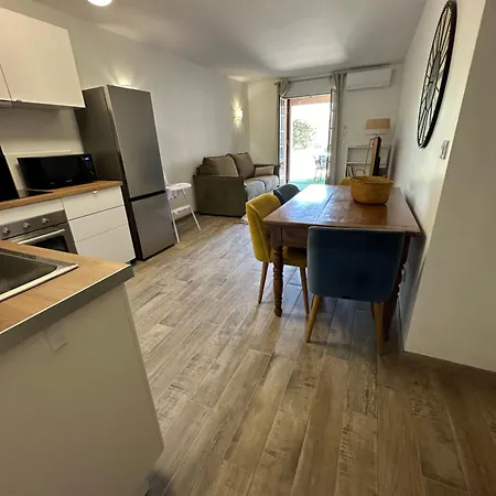 Casa Lucia Апартаменты *